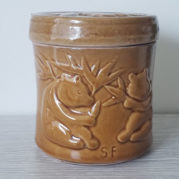Embossed Pandas & Bamboo Canister W/ Lid Sheila Fournier Tan Glazed Ceramic VTG - Picture 1 of 12
